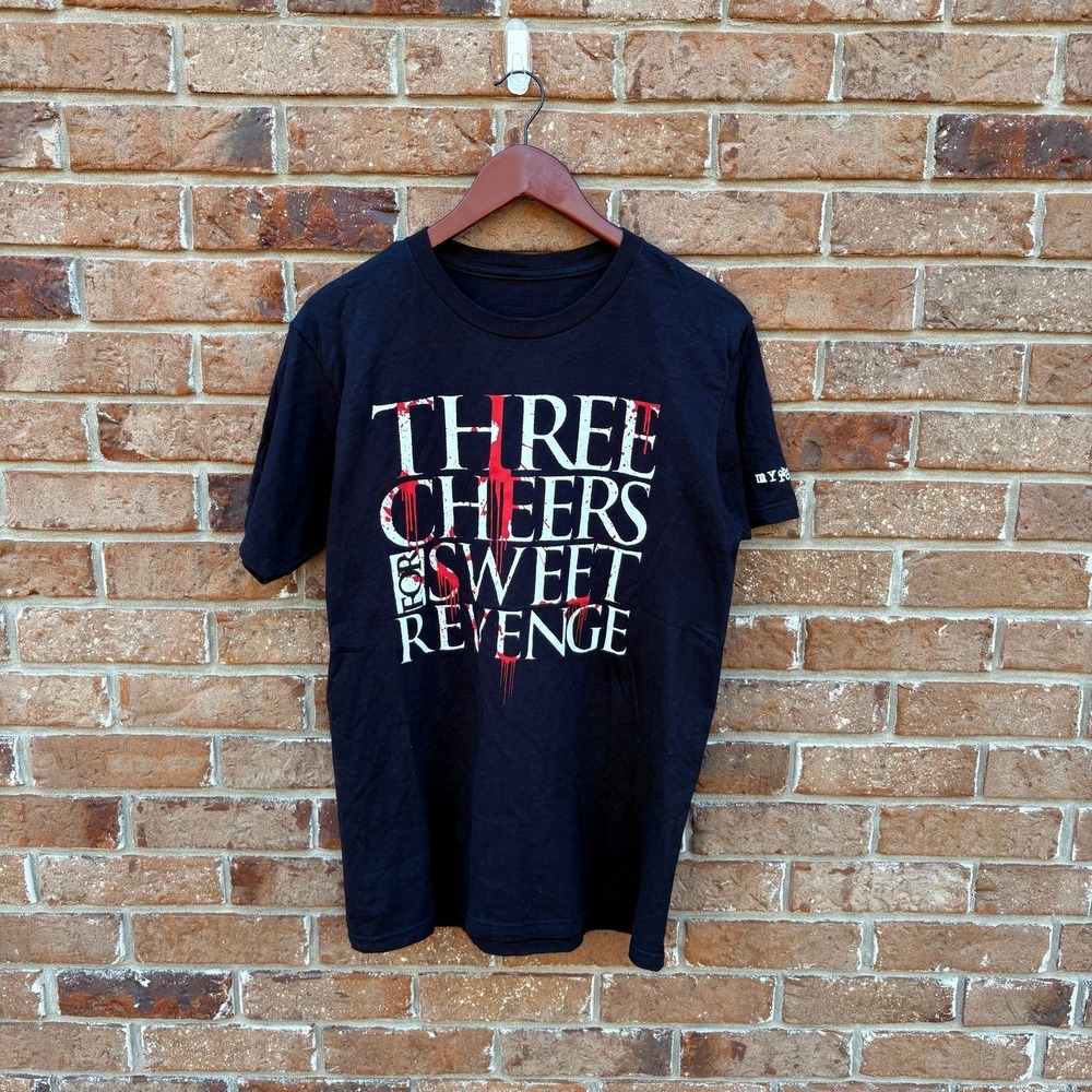 Vintage‎ Y2K My Chemical Romace Three Cheers Graphic T-Shirt